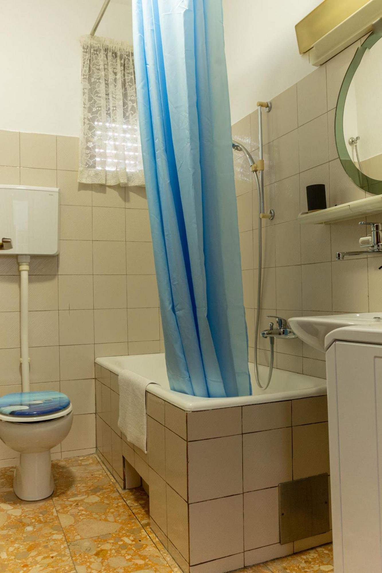 Sea View Retreat With 170Mbps Wifi And Sunny Balcony Appartement Kastav Buitenkant foto