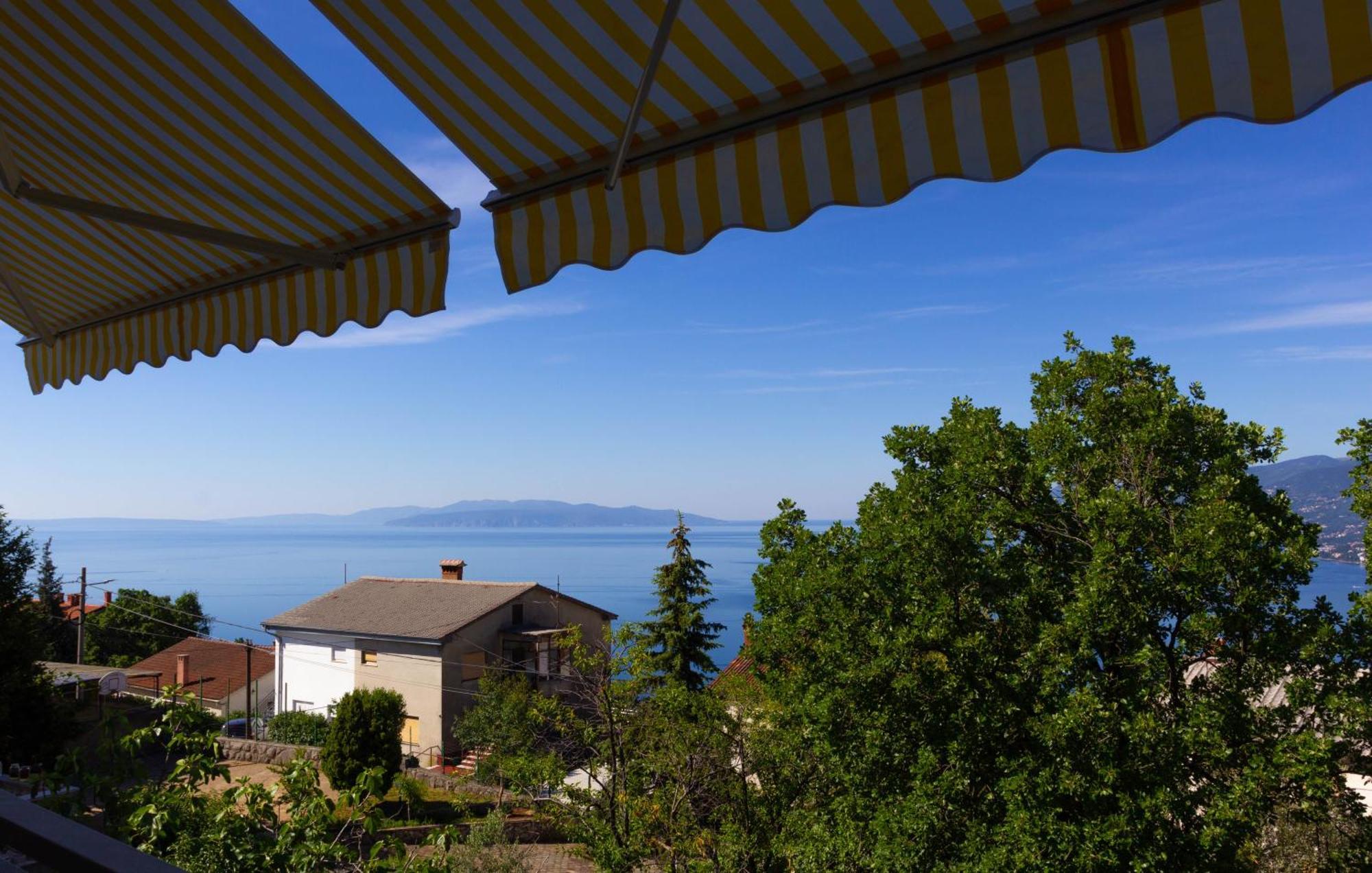 Sea View Retreat With 170Mbps Wifi And Sunny Balcony Appartement Kastav Buitenkant foto