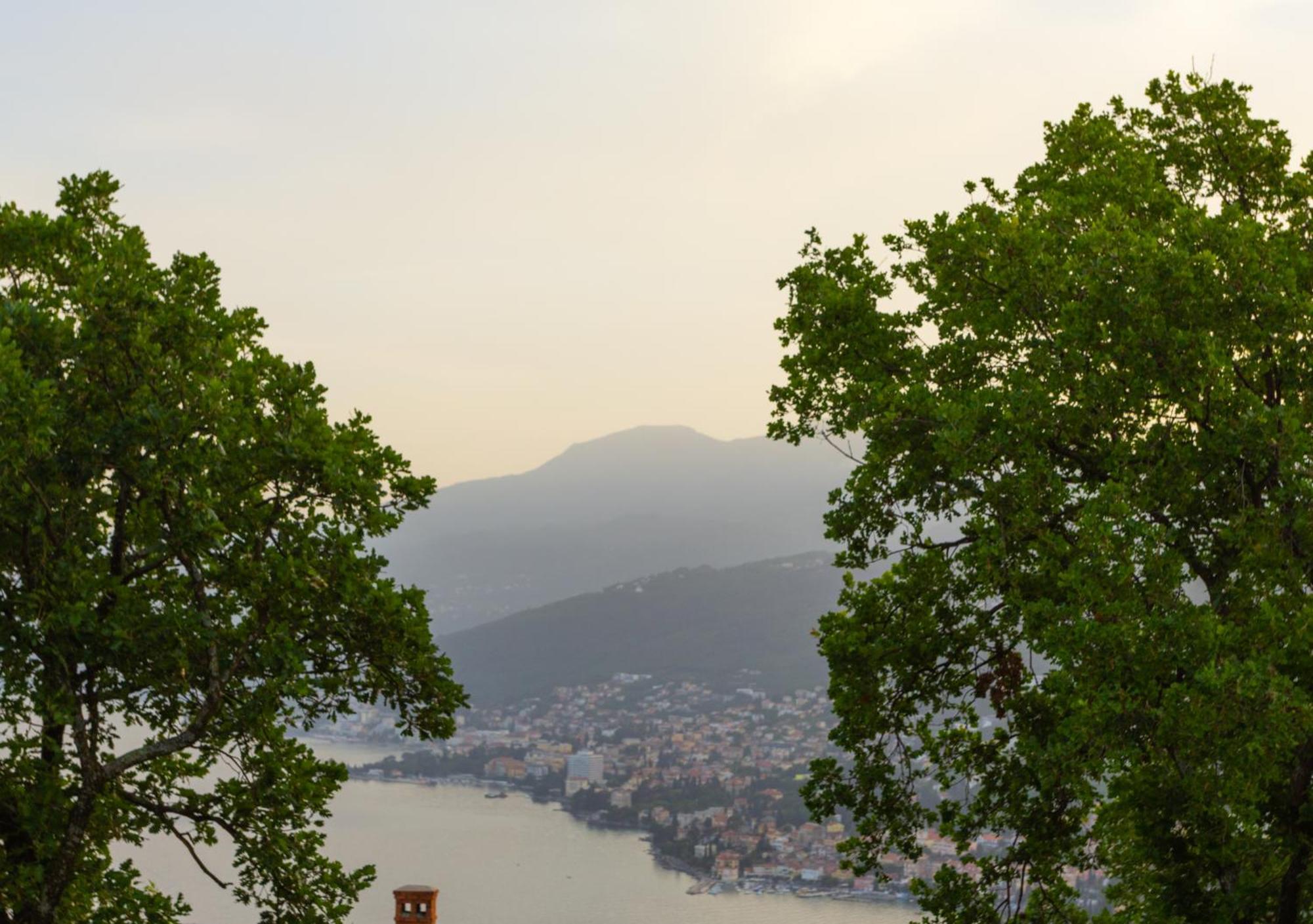 Sea View Retreat With 170Mbps Wifi And Sunny Balcony Appartement Kastav Buitenkant foto