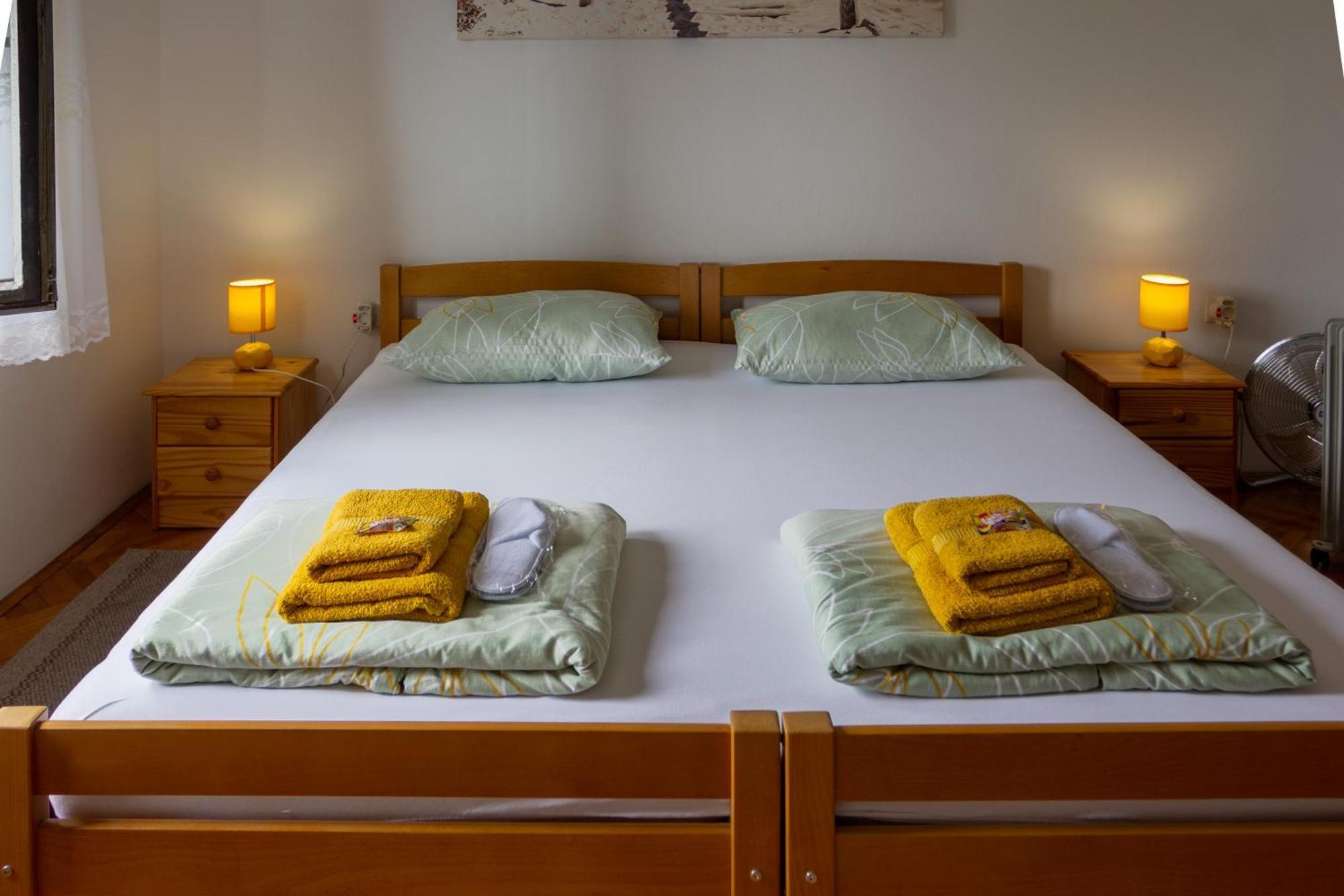 Sea View Retreat With 170Mbps Wifi And Sunny Balcony Appartement Kastav Buitenkant foto