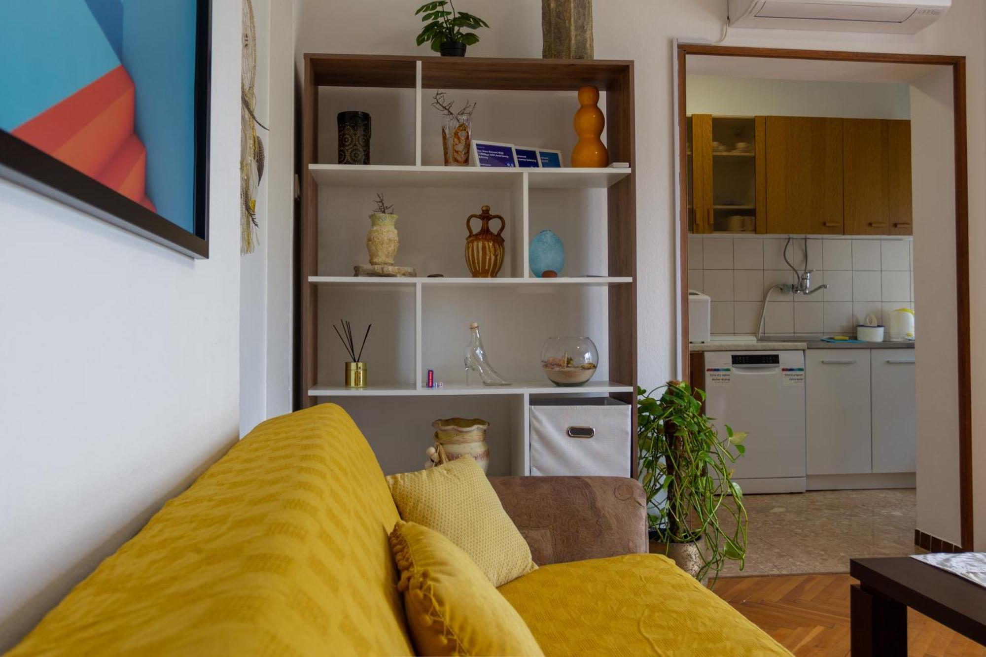 Sea View Retreat With 170Mbps Wifi And Sunny Balcony Appartement Kastav Buitenkant foto
